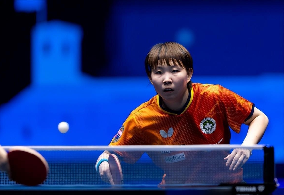 边后卫的背 边后卫的背